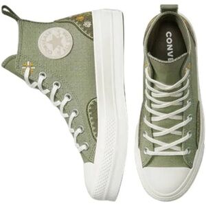 Converse high top green platforms with wildflowers 🌸